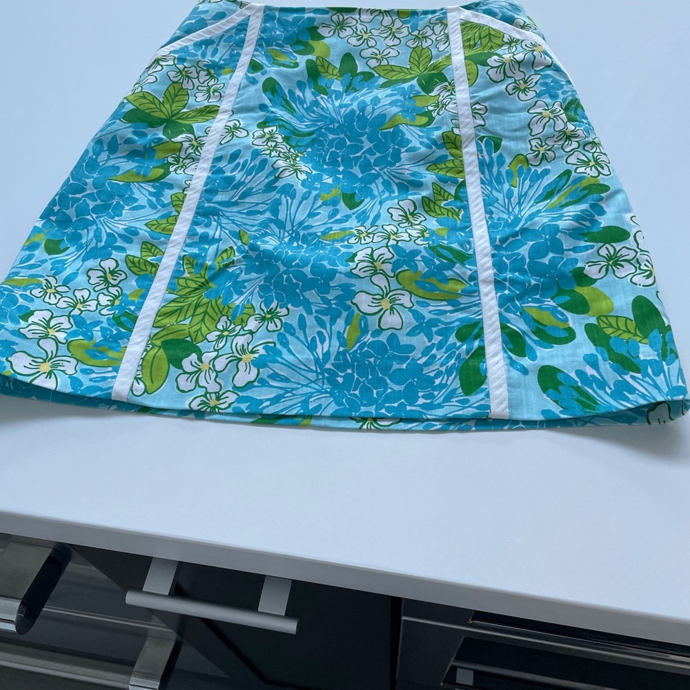 Lily Pulitzer skirt